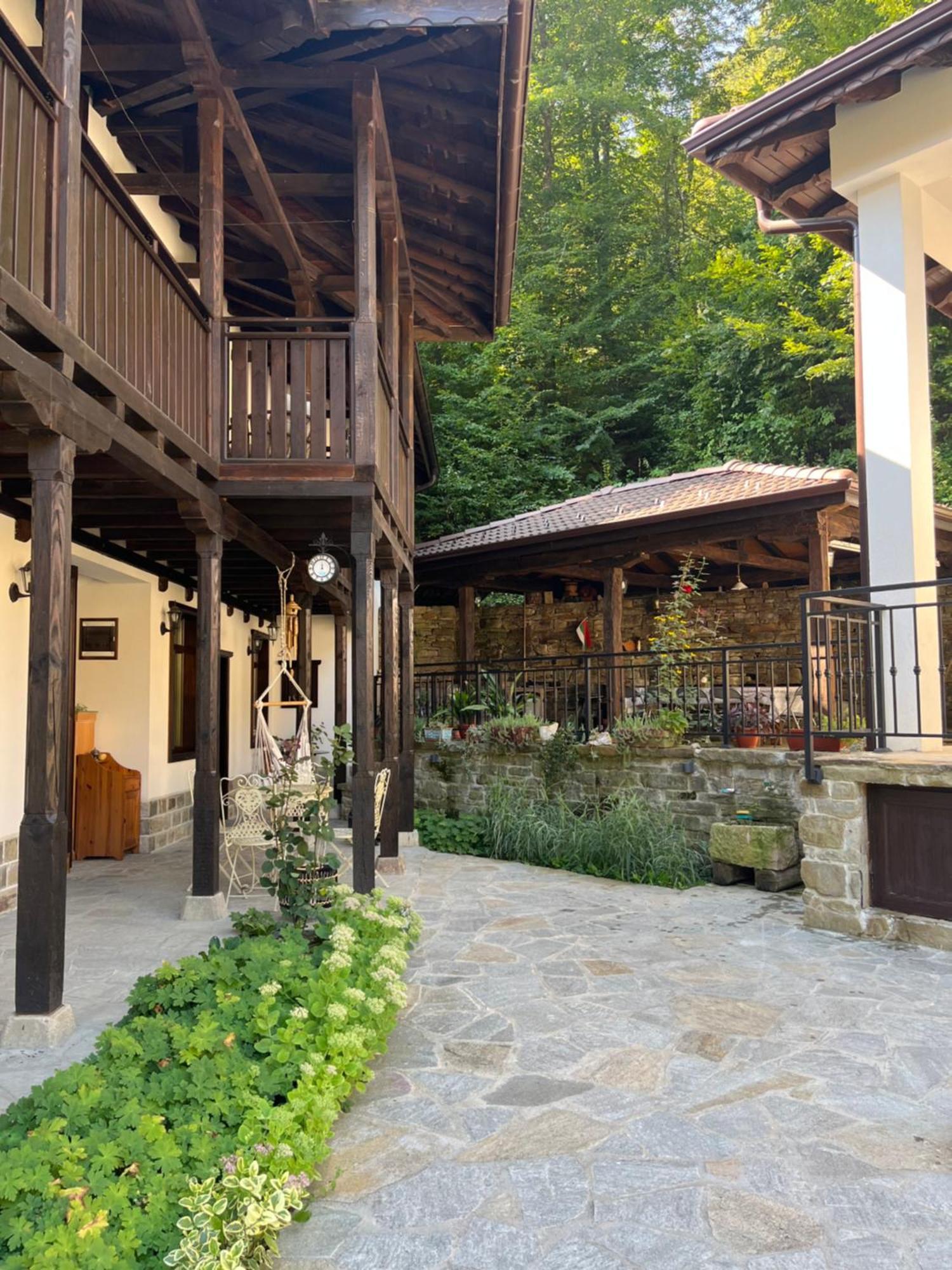 Verta House Trjavna Buitenkant foto